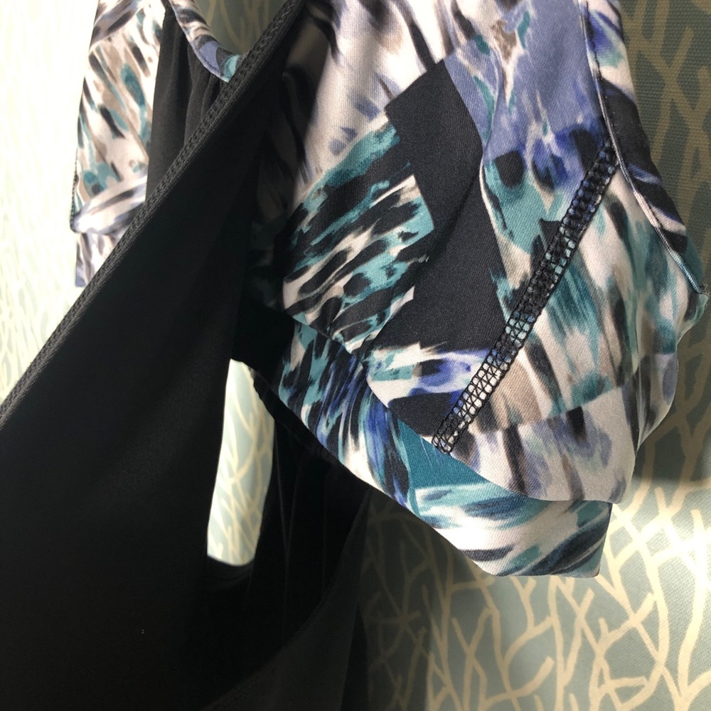 Mono B Built in Bra Racerback Athletic Top. - Picture 7 of 7